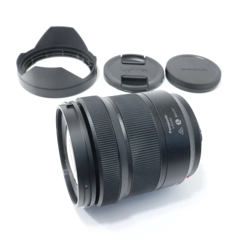 LUMIX S 20-60mm F3.5-5.6 S-R2060