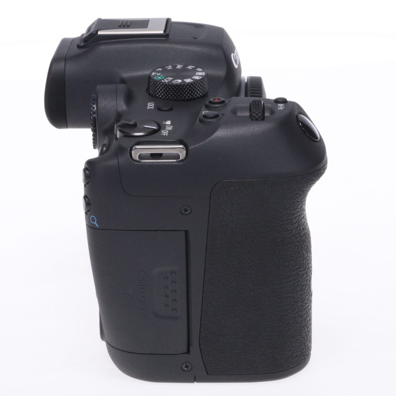 EOS R7