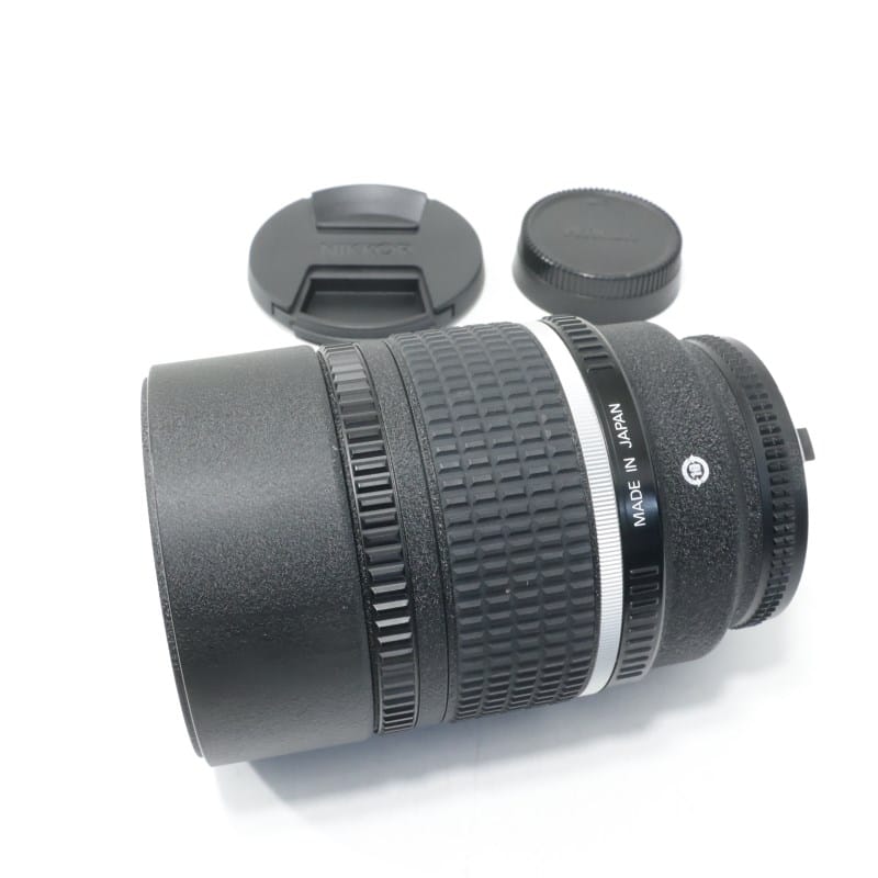 Ai AF DC-Nikkor 135mm f/2D