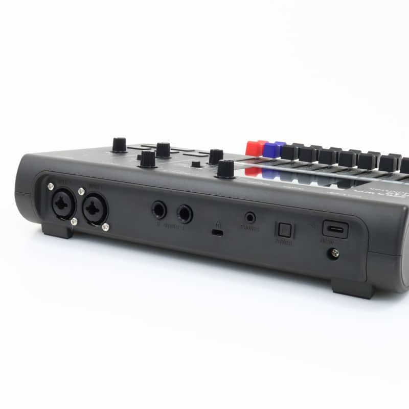 R12 MultiTrack [8トラックMTR]