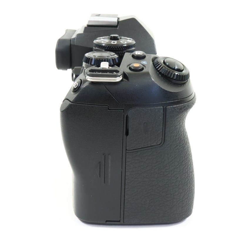 OM-D E-M1 Mark III ボディー