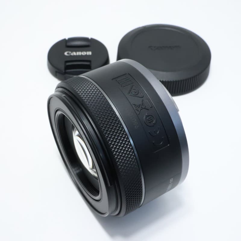 RF50mm F1.8 STM