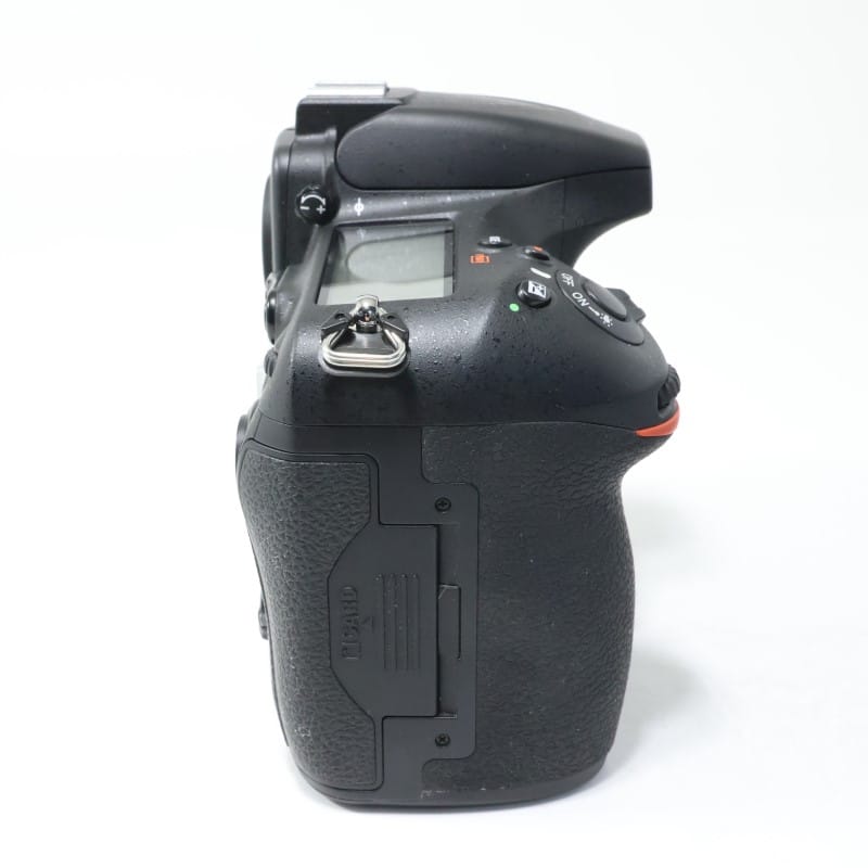Nikon D810 ボディ 中古 C2120151488859｜中古通販フジヤカメラ