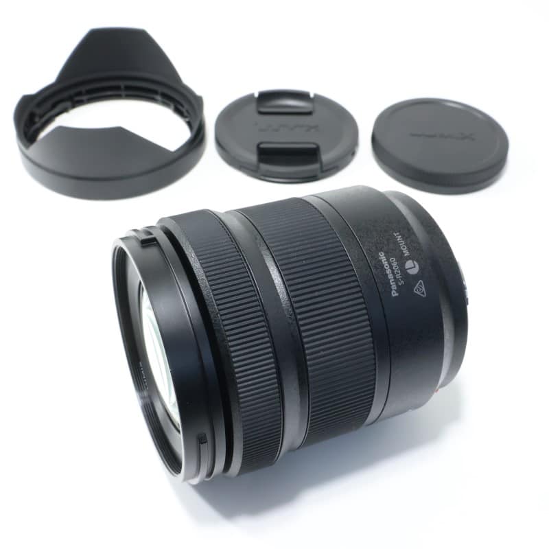 LUMIX S 20-60mm F3.5-5.6 S-R2060