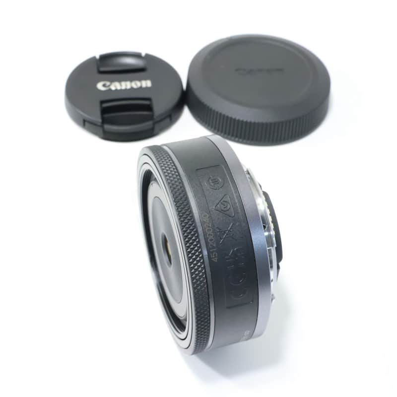 RF28mm F2.8 STM