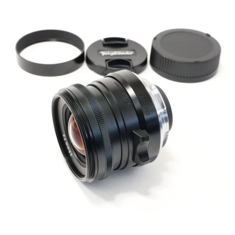 ULTRON 28mm F2