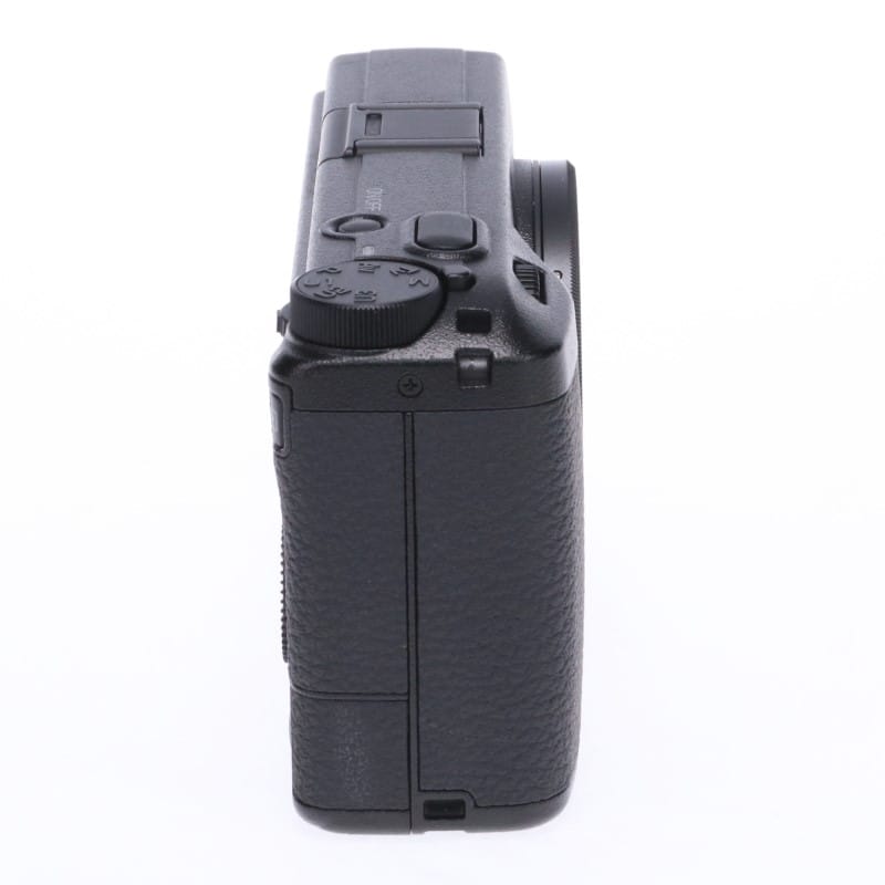 RICOH GR III