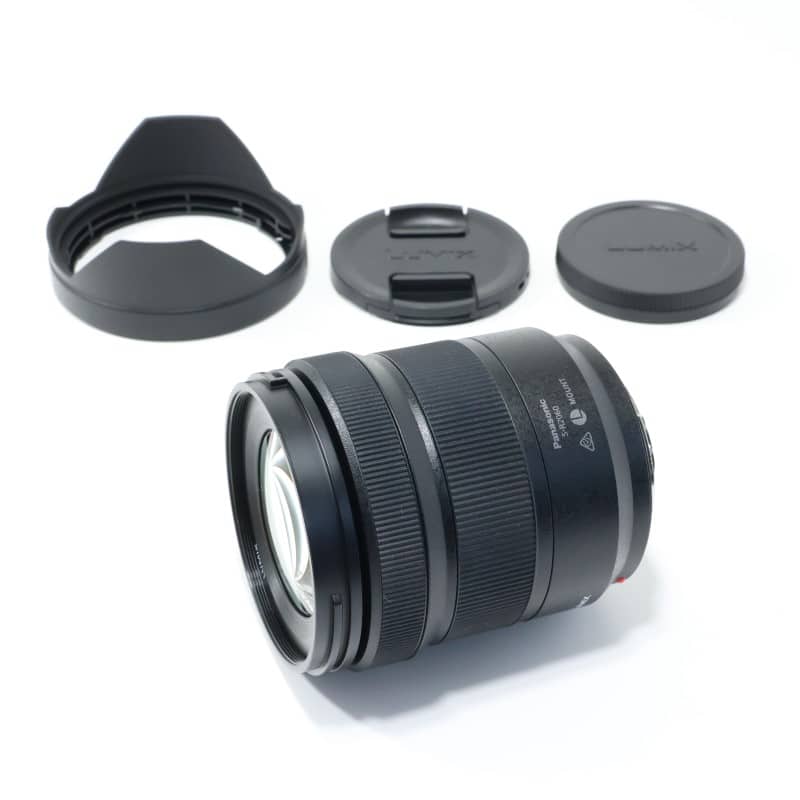 LUMIX S 20-60mm F3.5-5.6 S-R2060