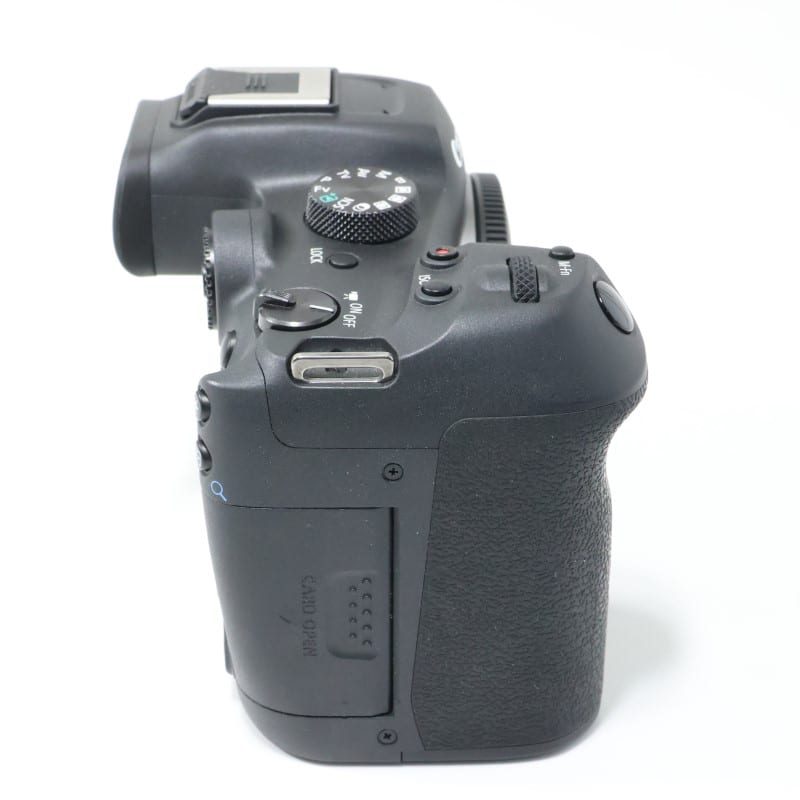 EOS R7 ボディー