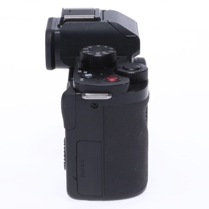 LUMIX G100D ボディ DC-G100D