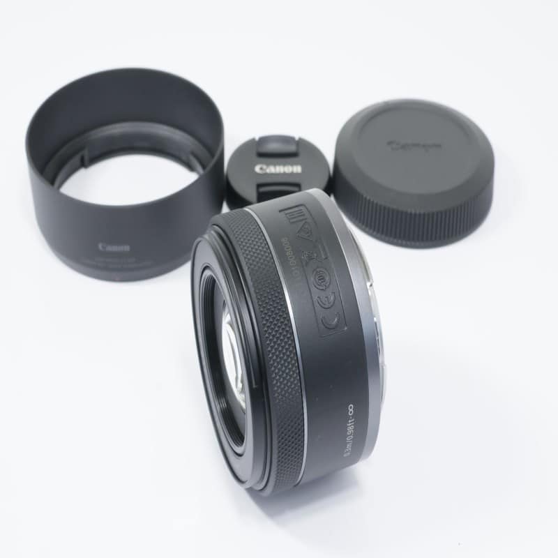 RF50mm F1.8 STM