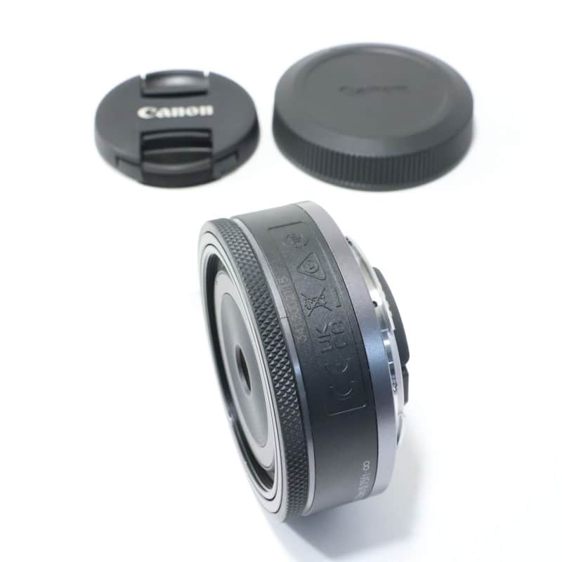 RF28mm F2.8 STM