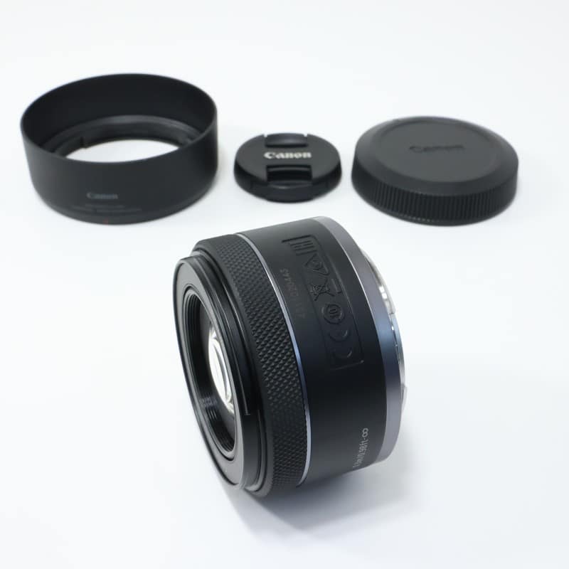 RF50mm F1.8 STM