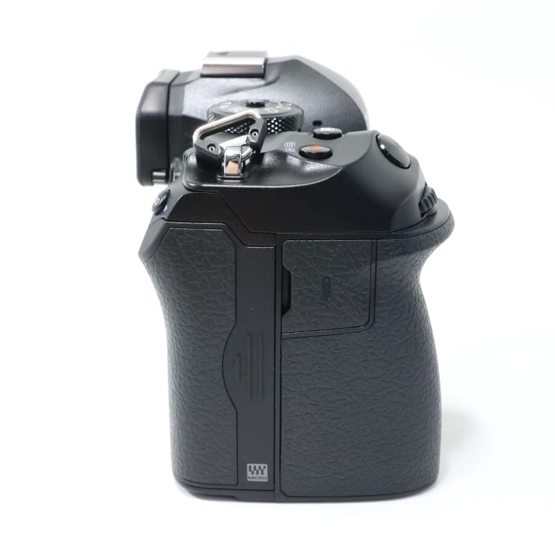 OM SYSTEM OM-1 Mark II ボディー
