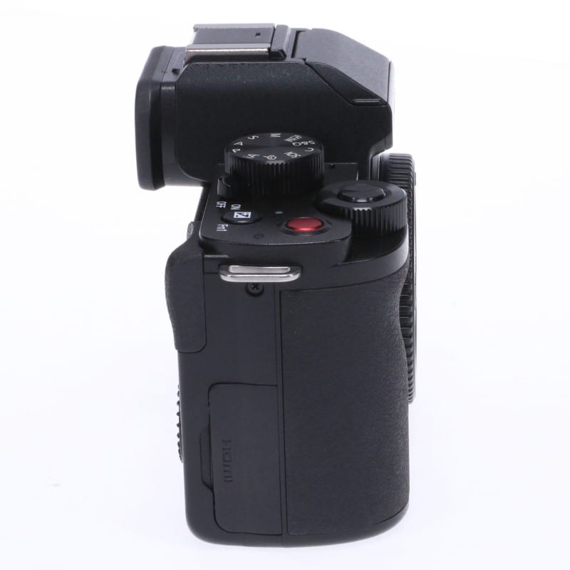 LUMIX G100 DC-G100 ボディ単体