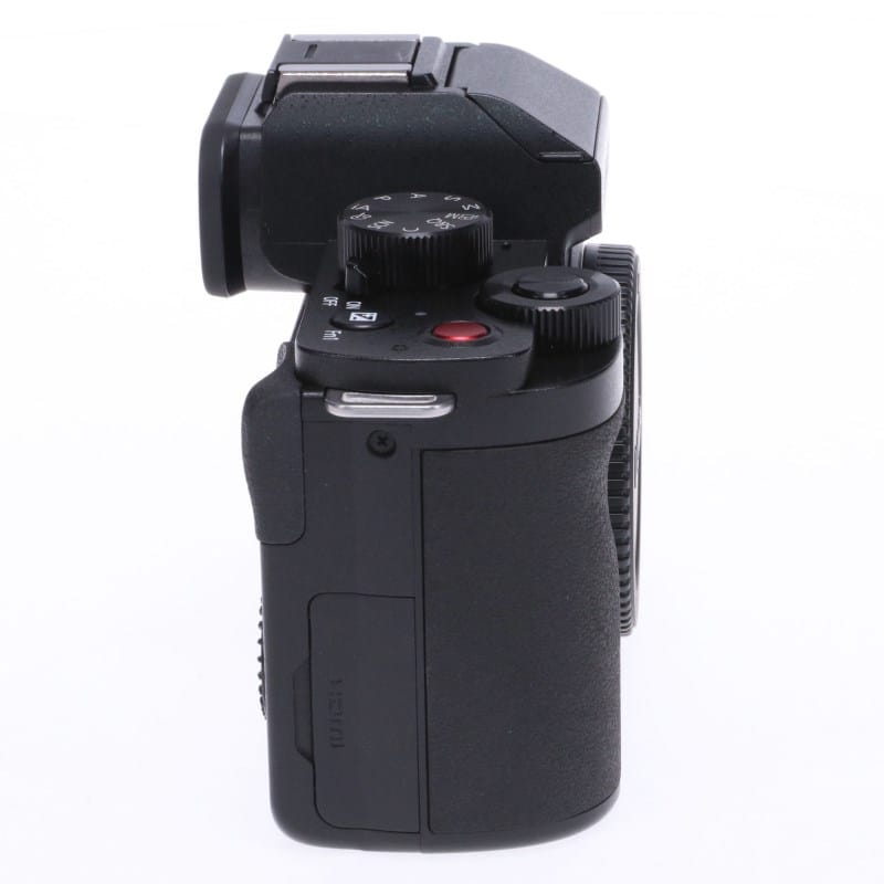 LUMIX G100D ボディ DC-G100D