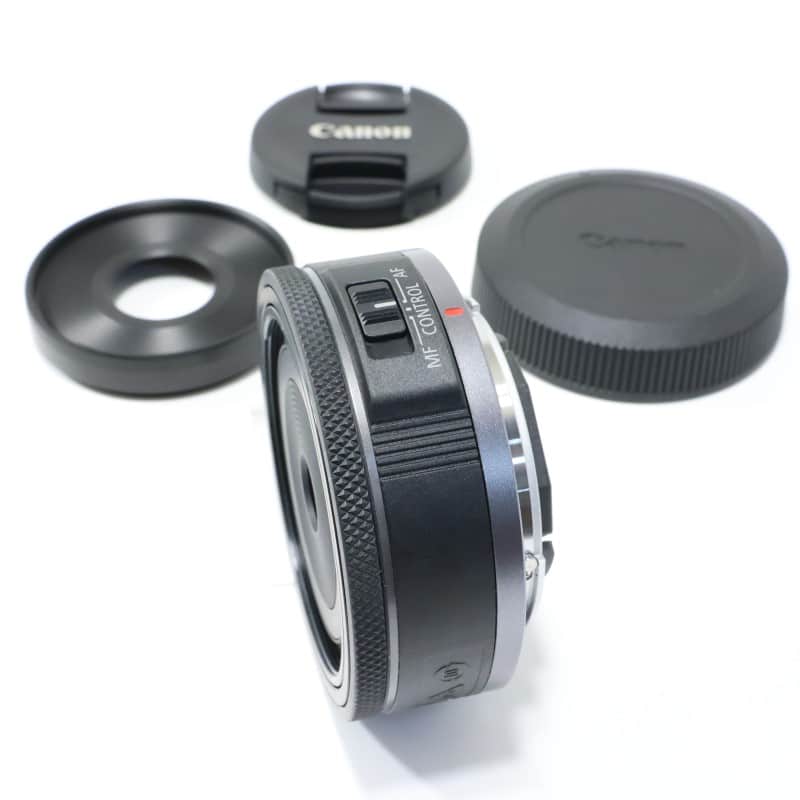RF28mm F2.8 STM