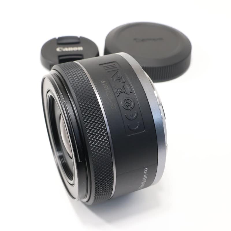 RF16mm F2.8 STM