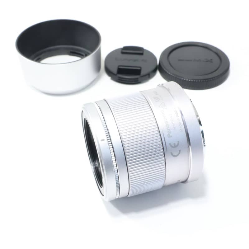 LUMIX G 42.5mm/F1.7 ASPH./POWER O.I.S. シルバー H-HS043-S