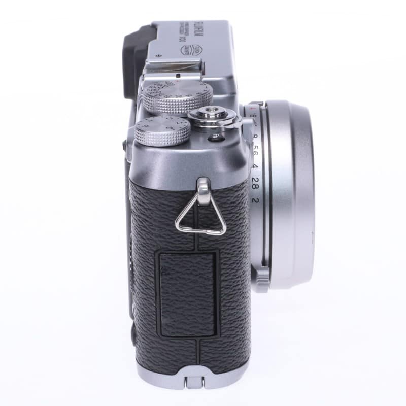 FinePix X100