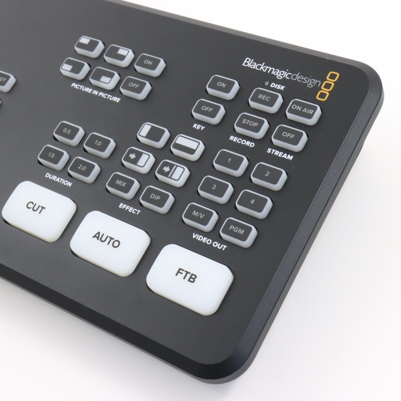 Blackmagic Design SWATEMMINIBPR [ATEM Mini Pro] 中古