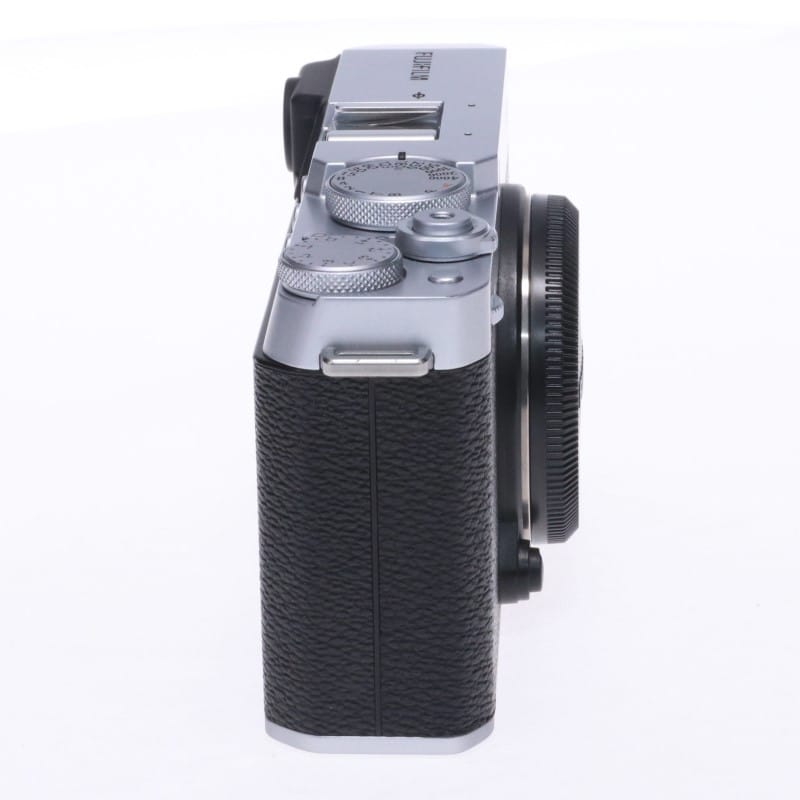 X-E4 シルバー