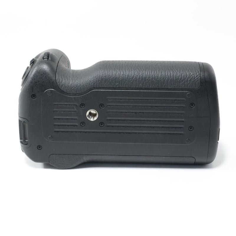 バッテリーグリップ D-BG8