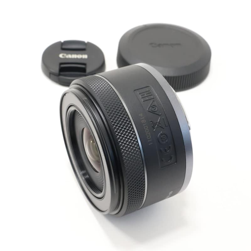 RF16mm F2.8 STM