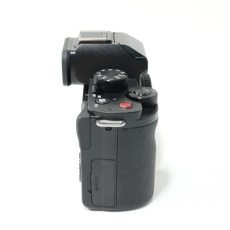 LUMIX G100 ボディ DC-G100