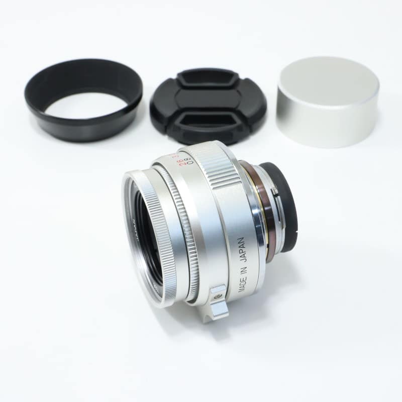 RF28mm F2.8 STM