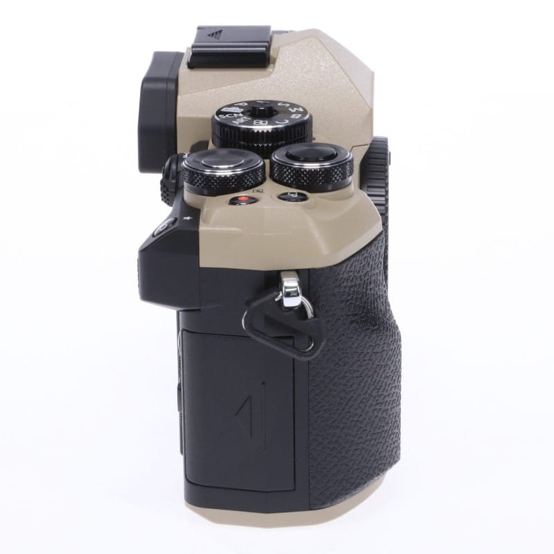 OM SYSTEM OM-5 Mark II ボディー サンドベージュ