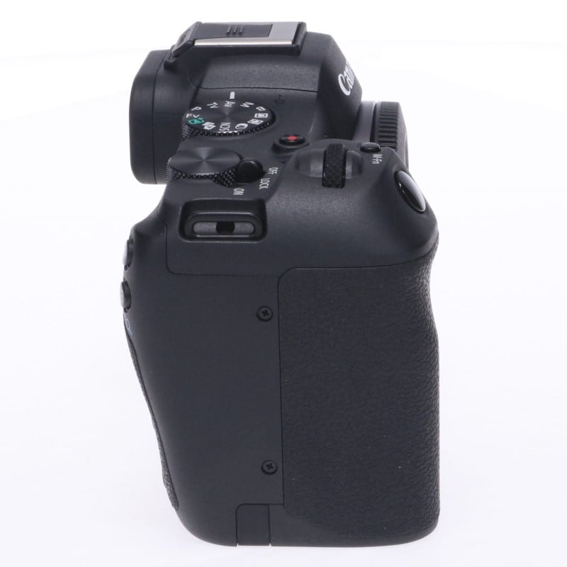 EOS R8 ボディー