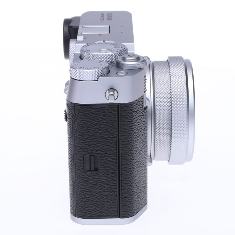 FUJIFILM GFX100RF シルバー