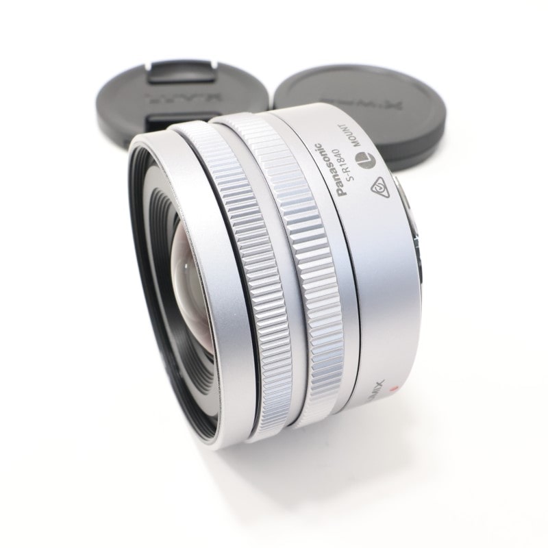 LUMIX S 18-40mm F4.5-6.3 S-R1840