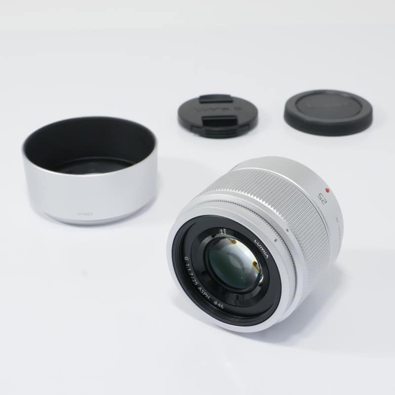Panasonic LUMIX G 25mm/F1.7 ASPH. シルバー H-H025-S ABランク 中古