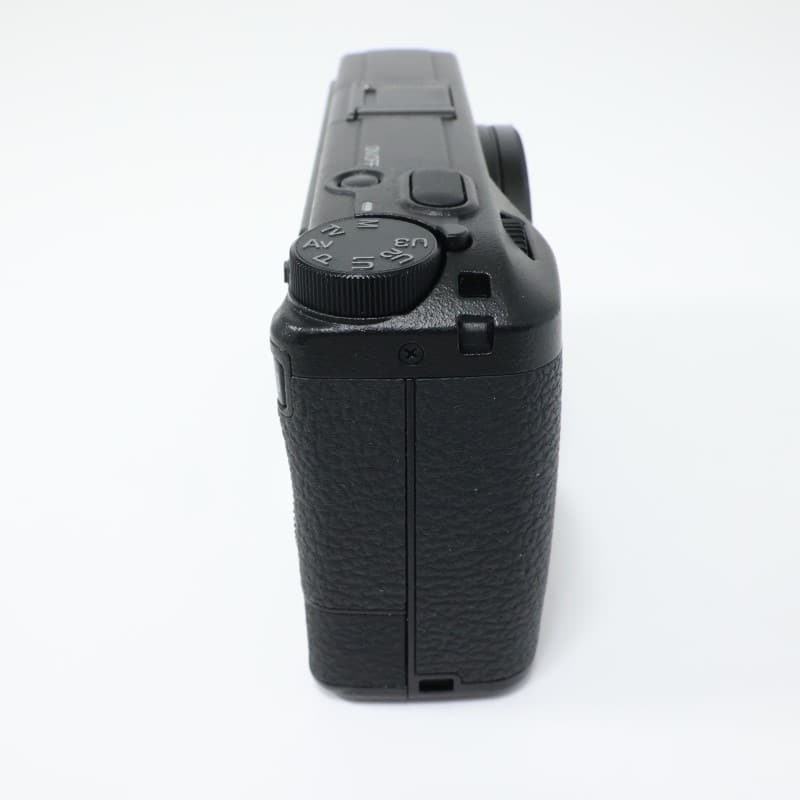 RICOH GR III