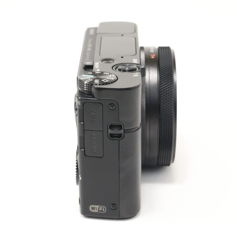 Cyber-shot DSC-RX100M6