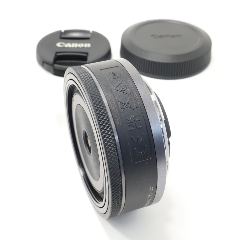 RF28mm F2.8 STM