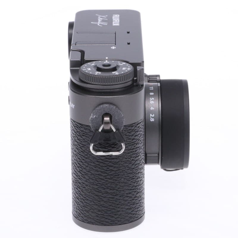X half (FUJIFILM X-HF1) チャコールシルバー