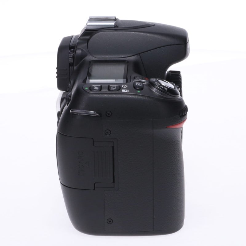 D80