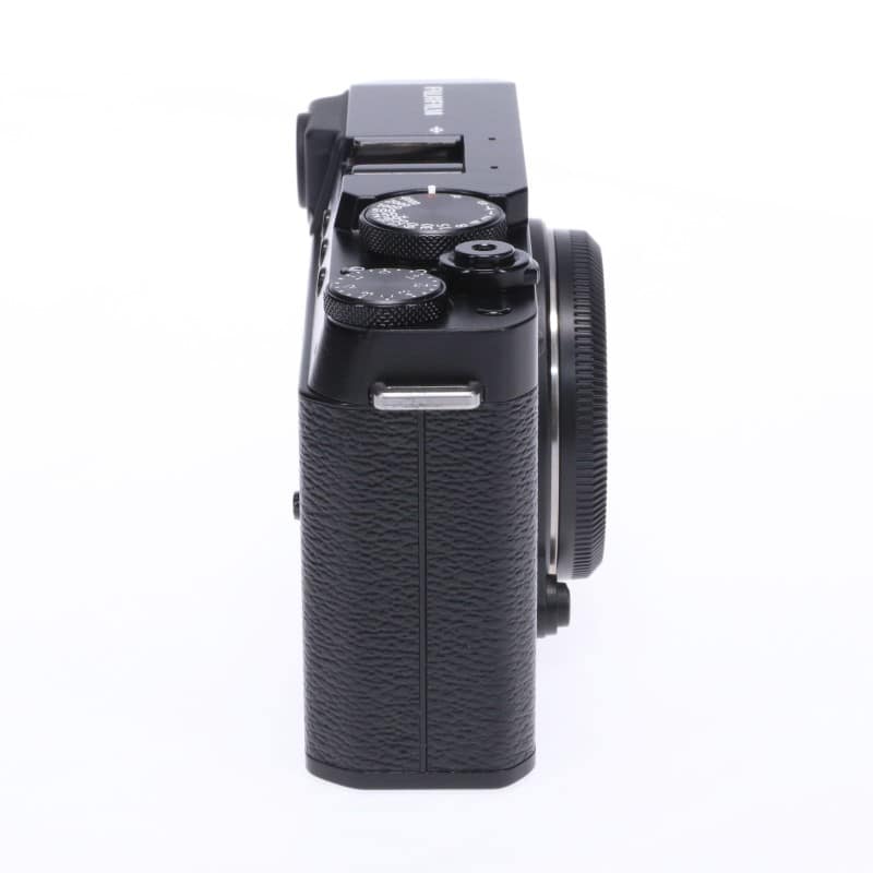 FUJIFILM X-E4 ボディ ブラック