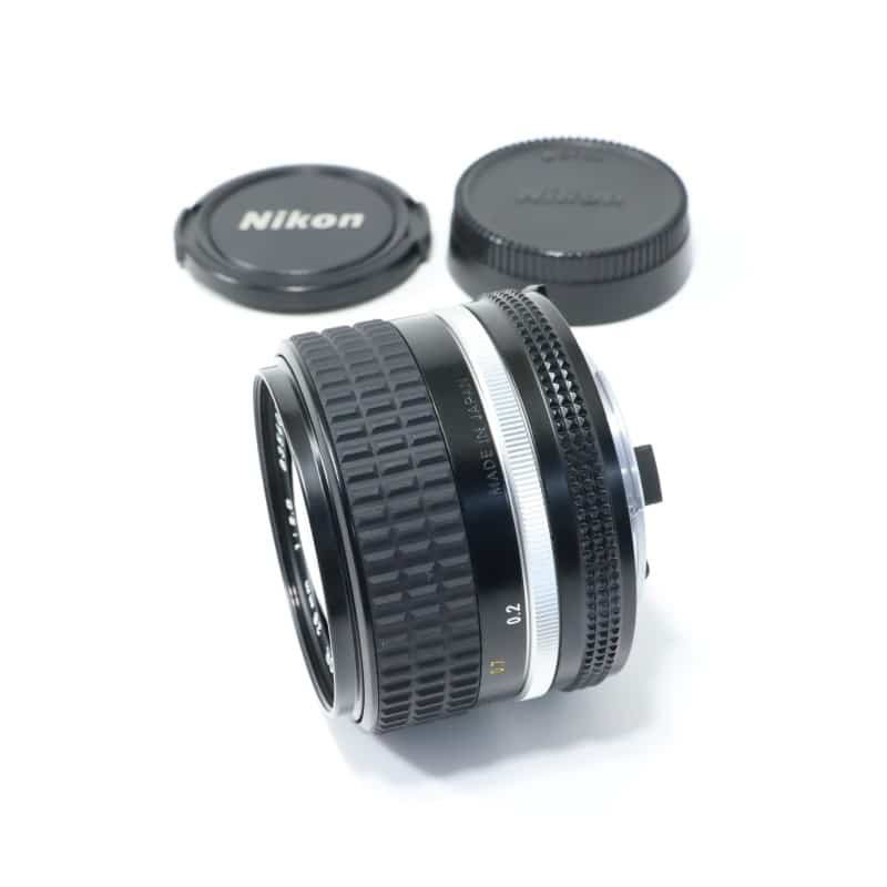 AI Nikkor 28mm f/2.8S