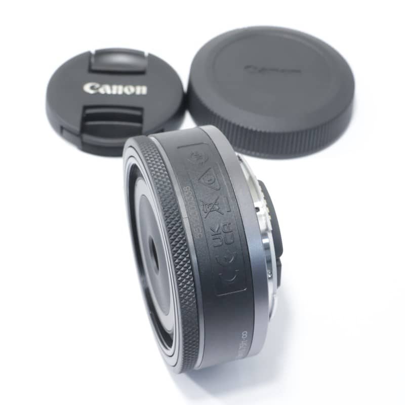 RF28mm F2.8 STM