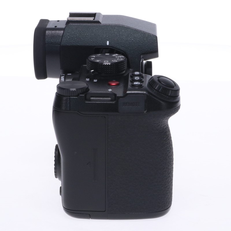 LUMIX DC-S5M2