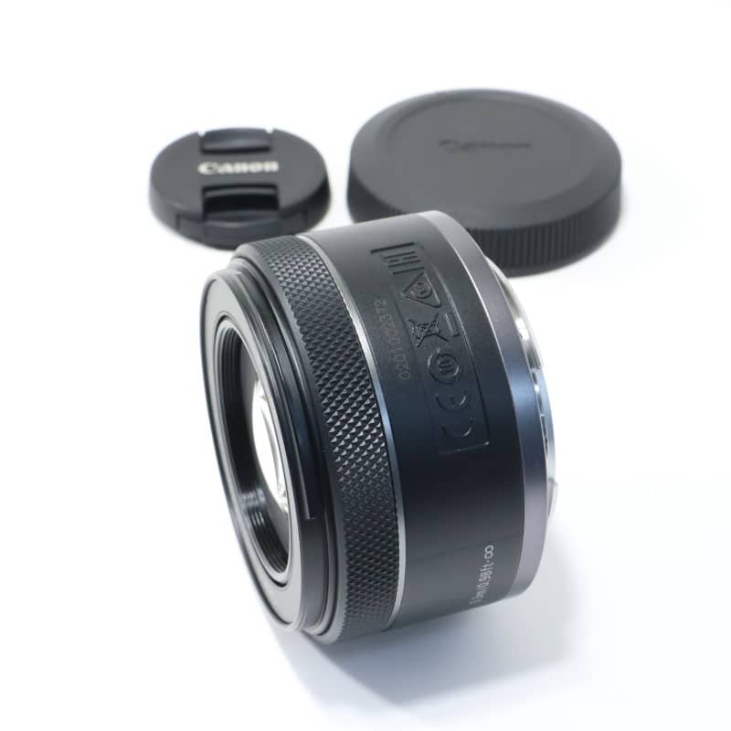 RF50mm F1.8 STM