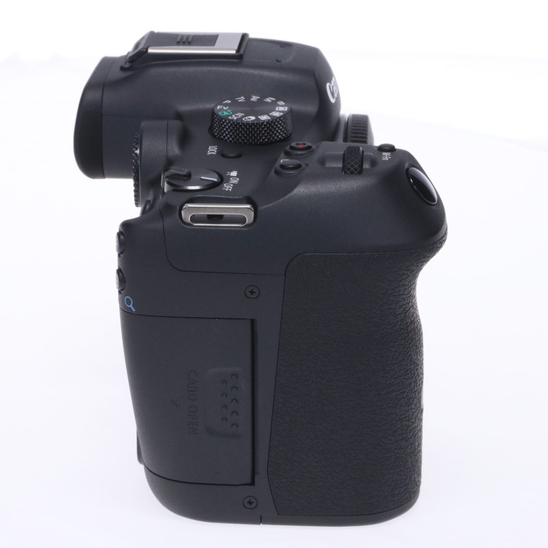 EOS R7
