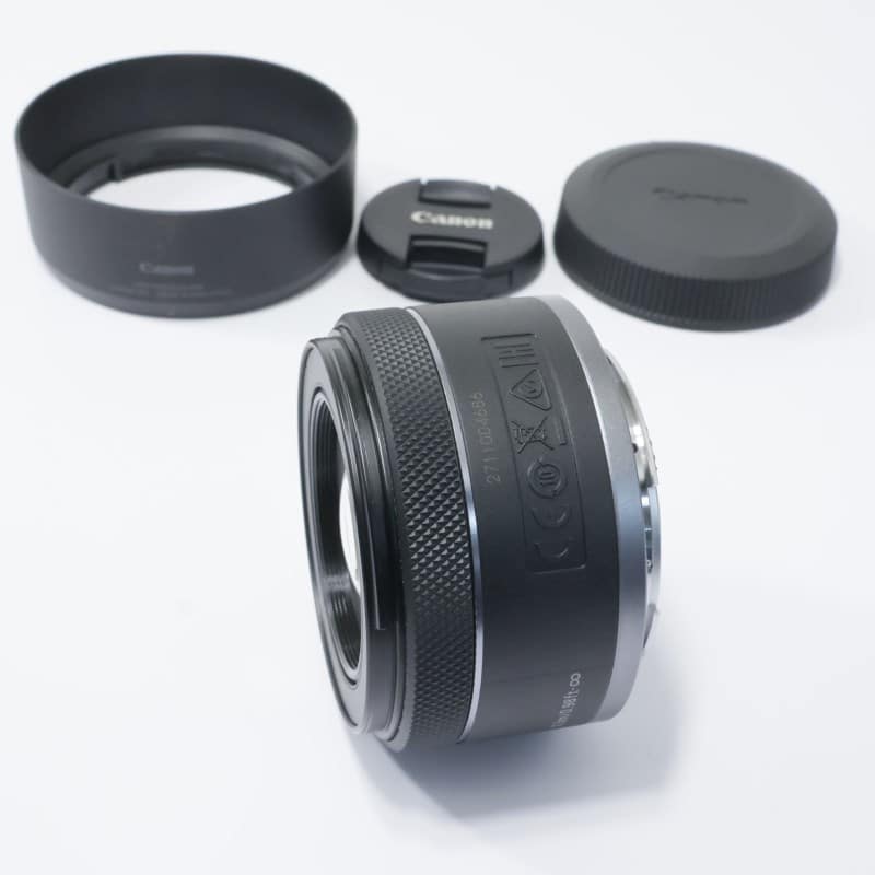 RF50mm F1.8 STM