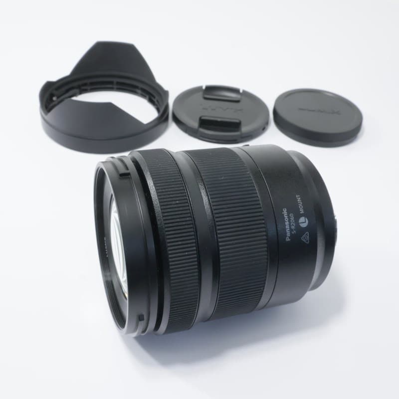 LUMIX S 20-60mm F3.5-5.6 S-R2060
