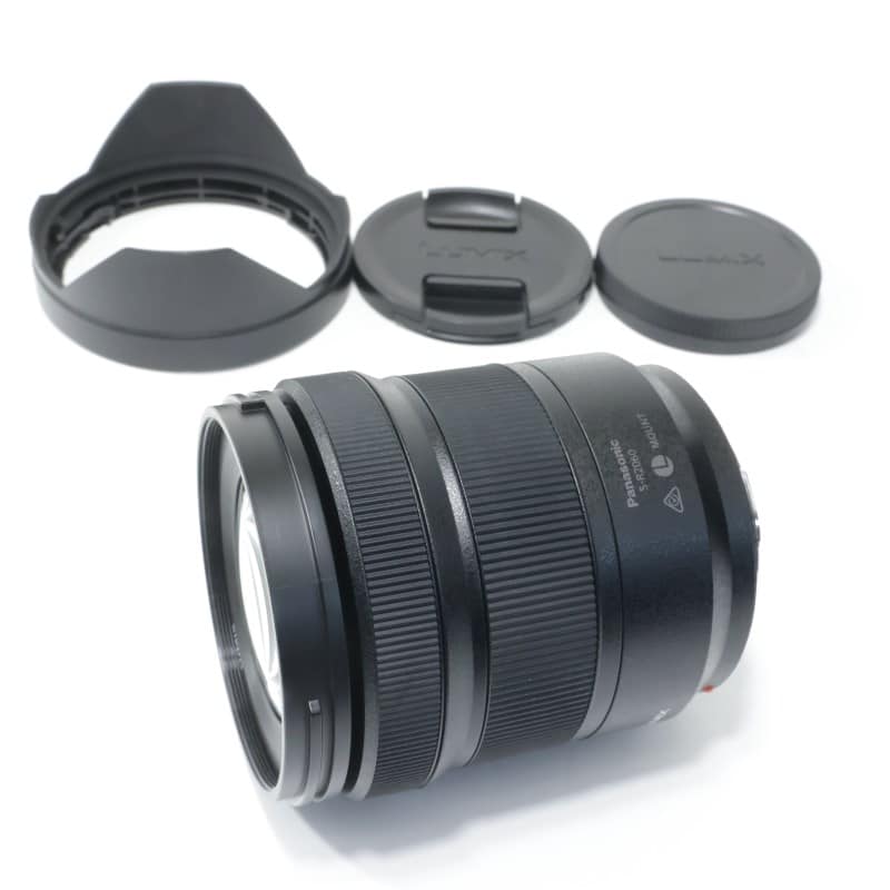 LUMIX S 20-60mm F3.5-5.6 S-R2060