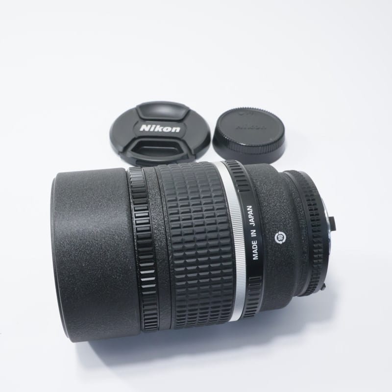 Ai AF DC-Nikkor 135mm f/2D